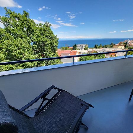 Apartment With Direct Sea View, Free Parking And Close To Beaches And Promenade 洛夫兰 外观 照片