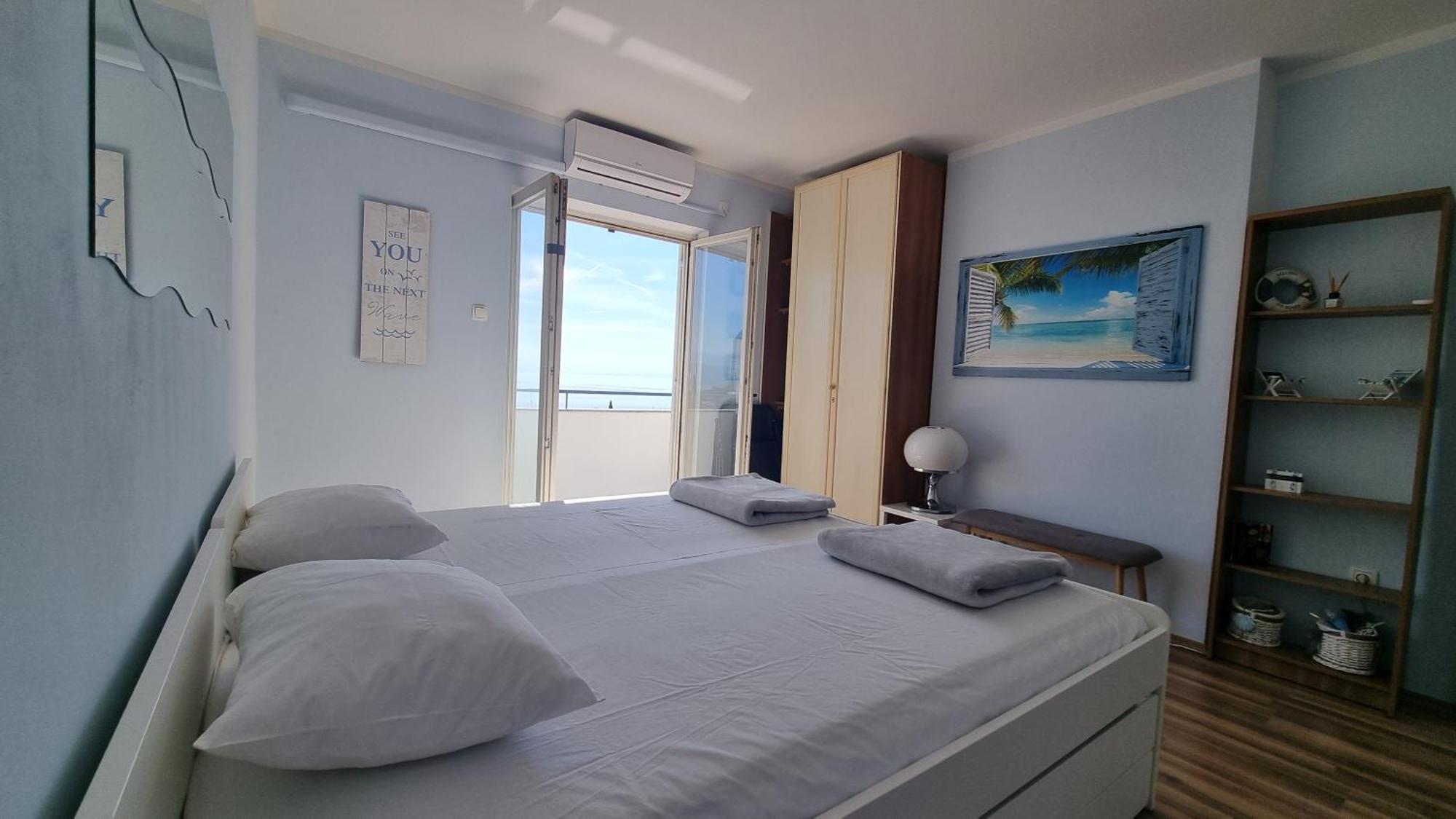 Apartment With Direct Sea View, Free Parking And Close To Beaches And Promenade 洛夫兰 外观 照片