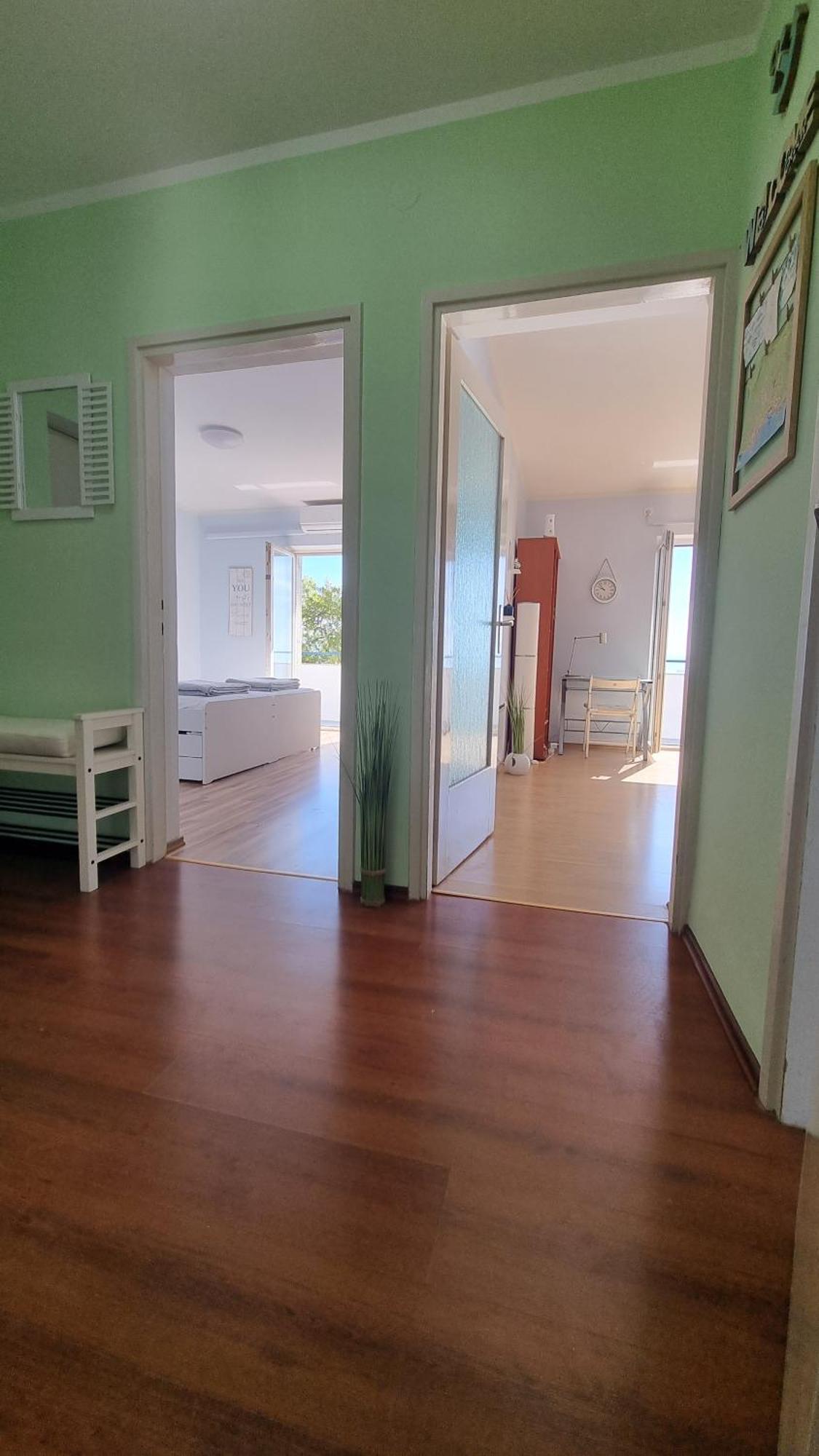 Apartment With Direct Sea View, Free Parking And Close To Beaches And Promenade 洛夫兰 外观 照片