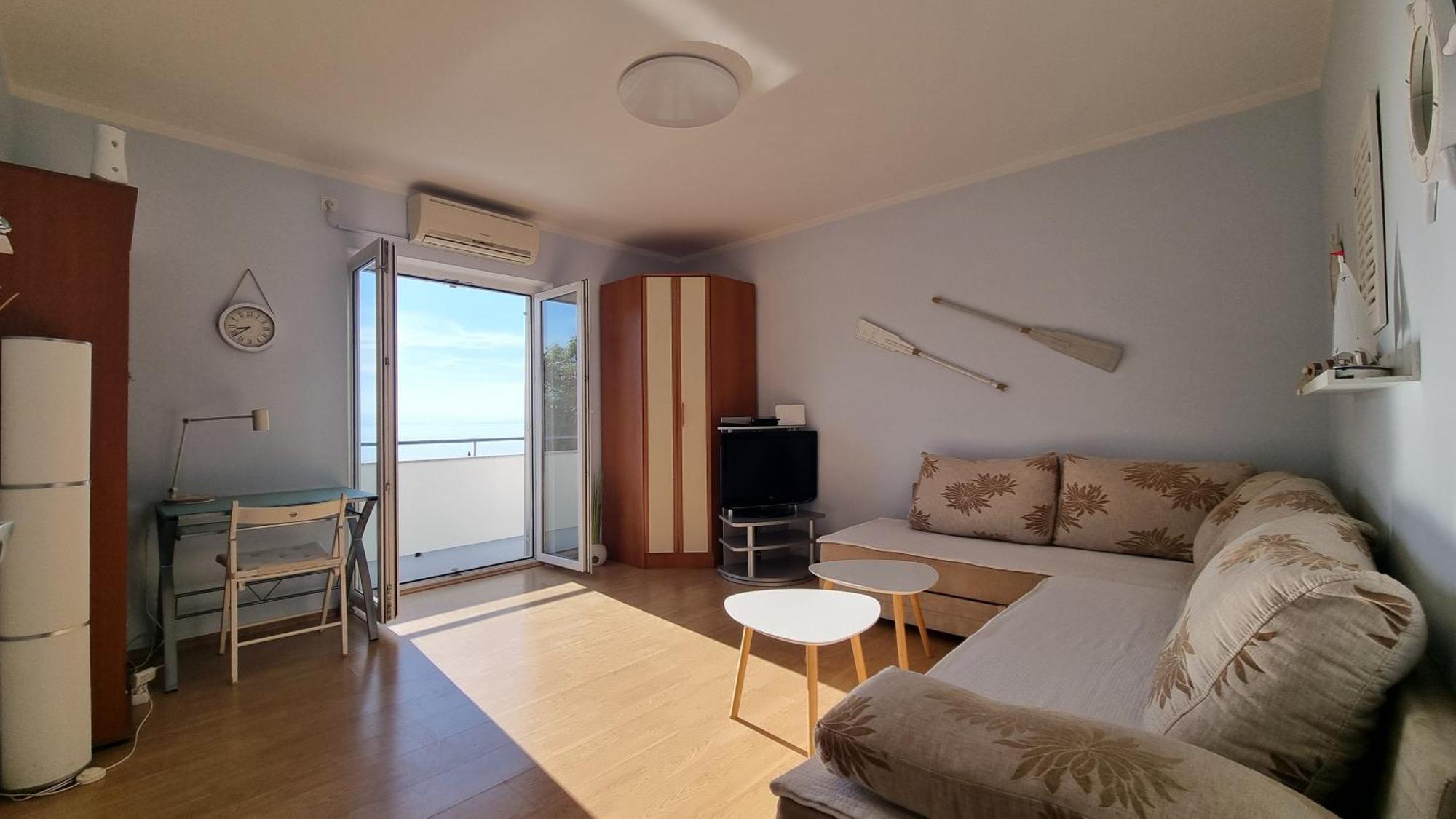 Apartment With Direct Sea View, Free Parking And Close To Beaches And Promenade 洛夫兰 外观 照片