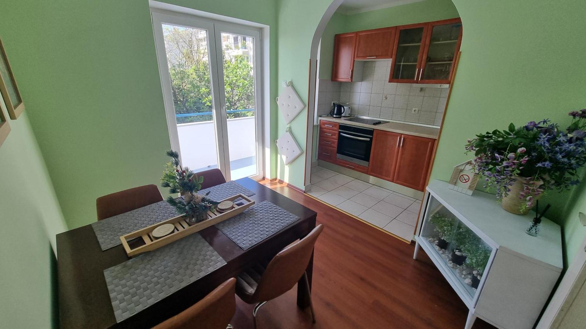 Apartment With Direct Sea View, Free Parking And Close To Beaches And Promenade 洛夫兰 外观 照片