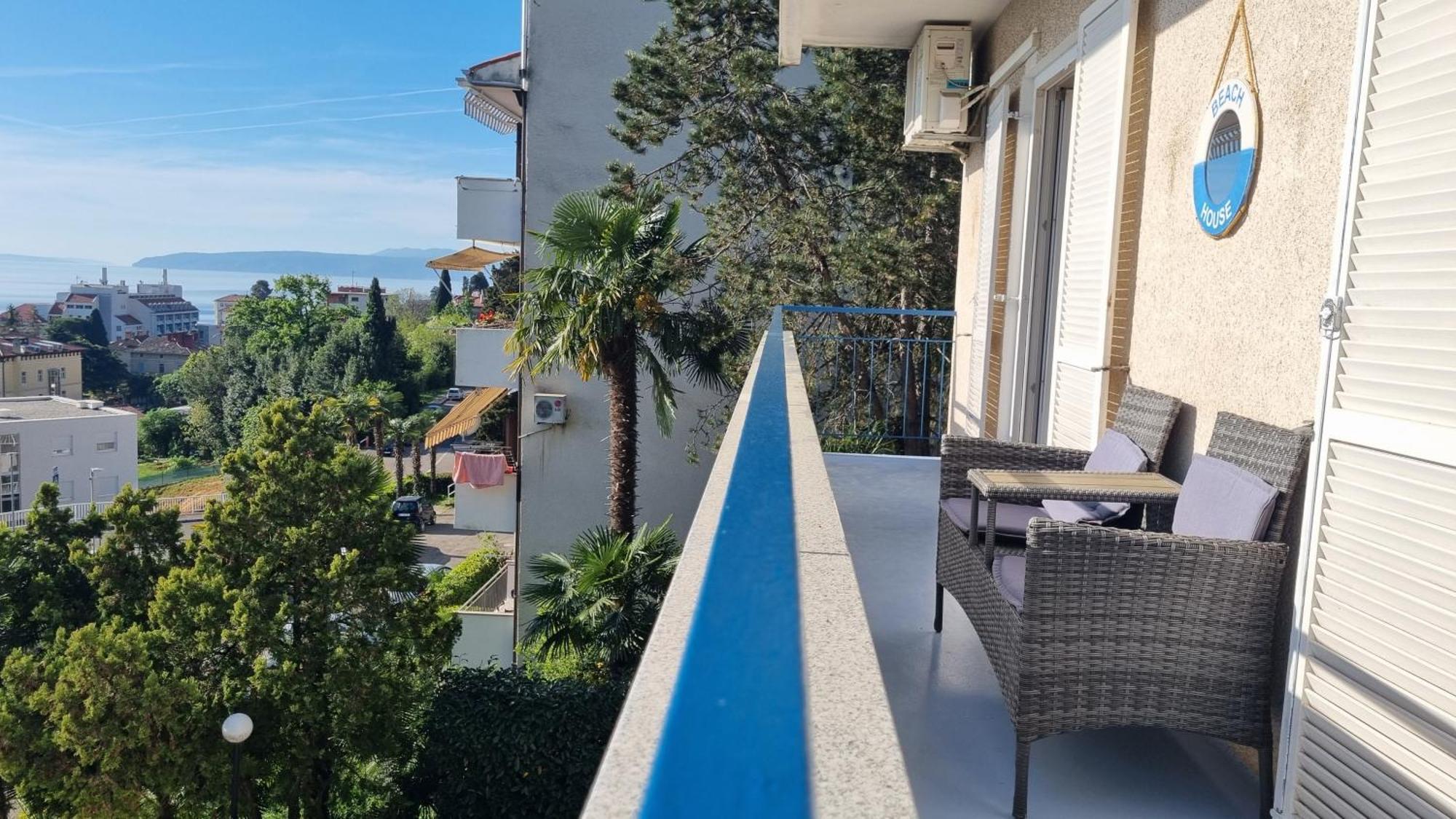 Apartment With Direct Sea View, Free Parking And Close To Beaches And Promenade 洛夫兰 外观 照片